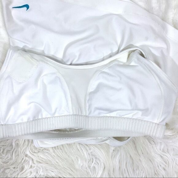 Nike Dry Fit keyhole tank white size M - Picture 4 of 5